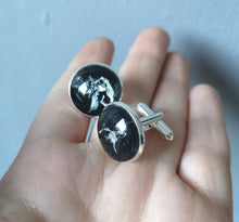Load image into Gallery viewer, Black and Silver Cufflinks